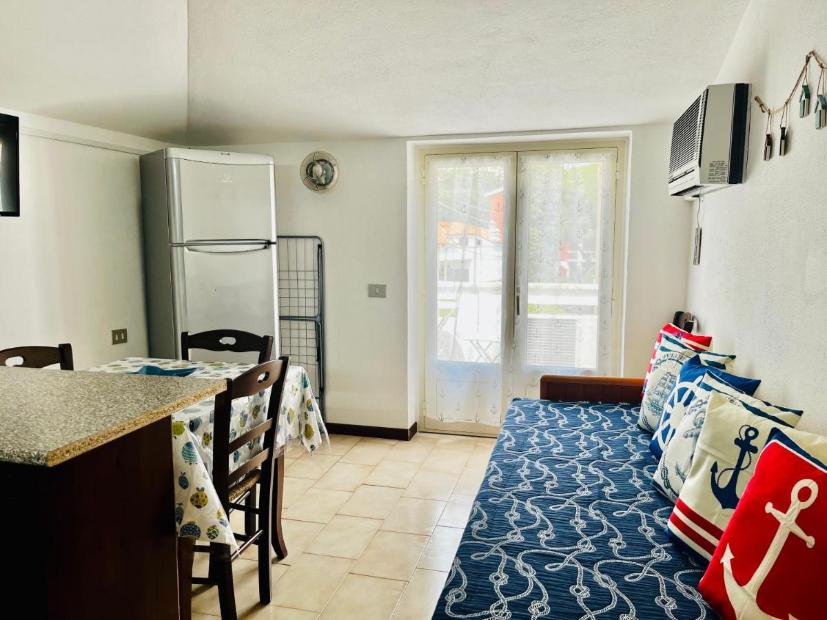 Cala Gonone Holiday Flats エクステリア 写真